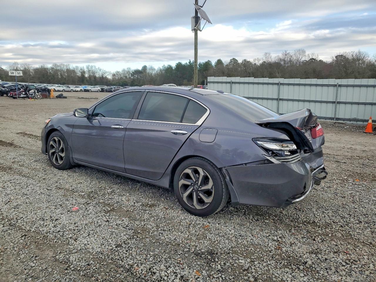 2016 HONDA ACCORD EX photo 2