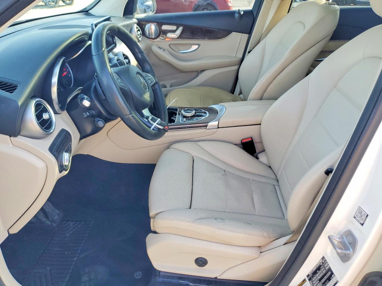 2018 MERCEDES-BENZ GLC 300 4MATIC photo 7