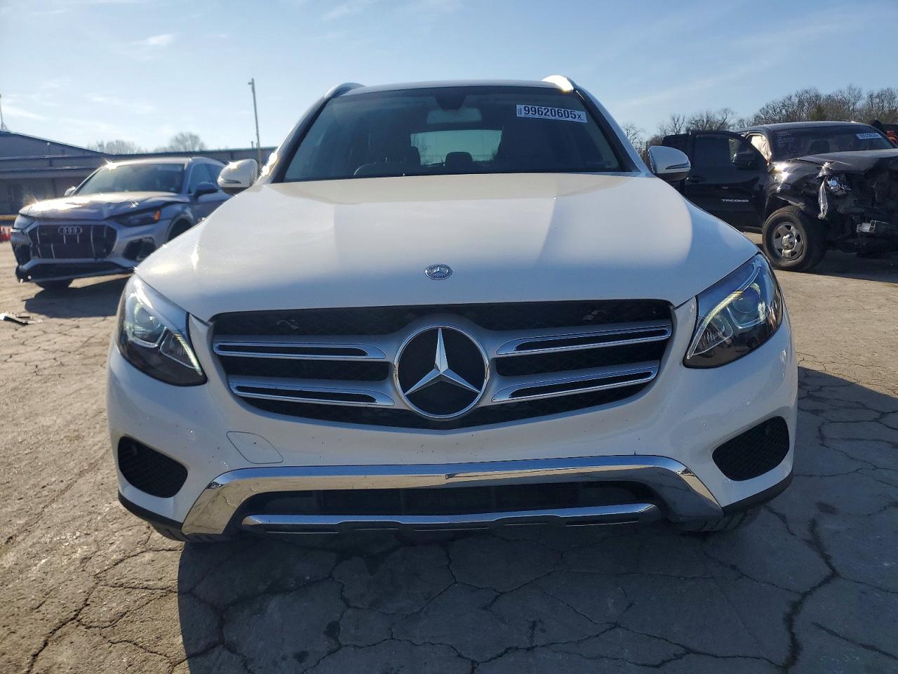 2018 MERCEDES-BENZ GLC 300 4MATIC photo 5