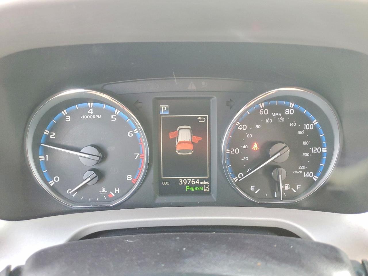 2017 TOYOTA RAV4 LIMITED photo 9