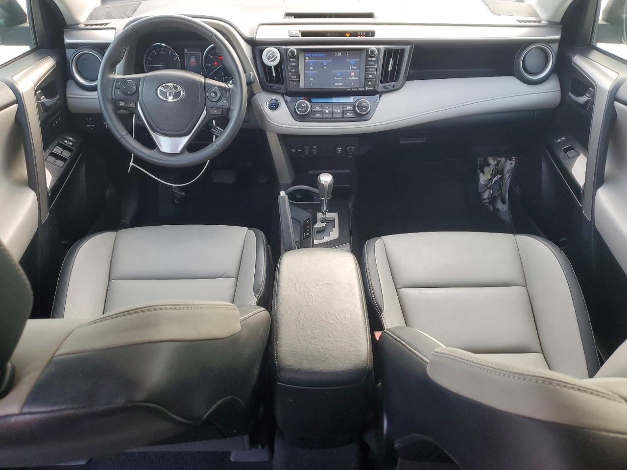 2017 TOYOTA RAV4 LIMITED photo 8