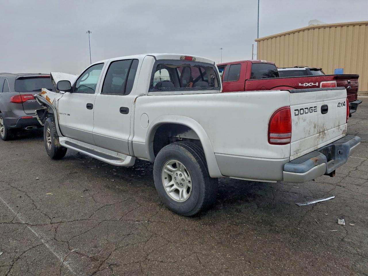 2002 DODGE DAKOTA QUAD SLT photo 2