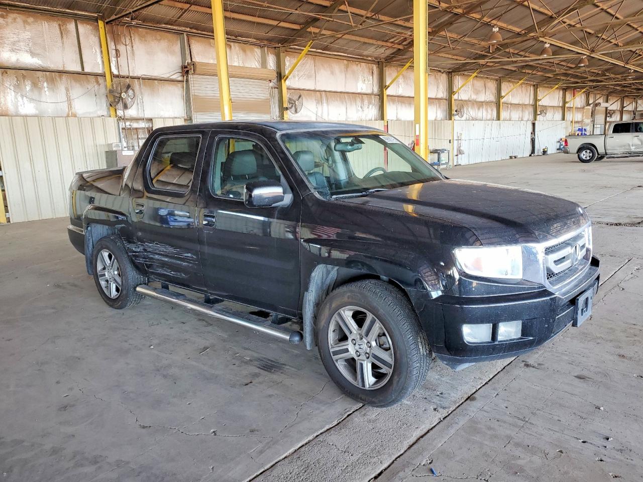 2011 HONDA RIDGELINE RTL photo 4