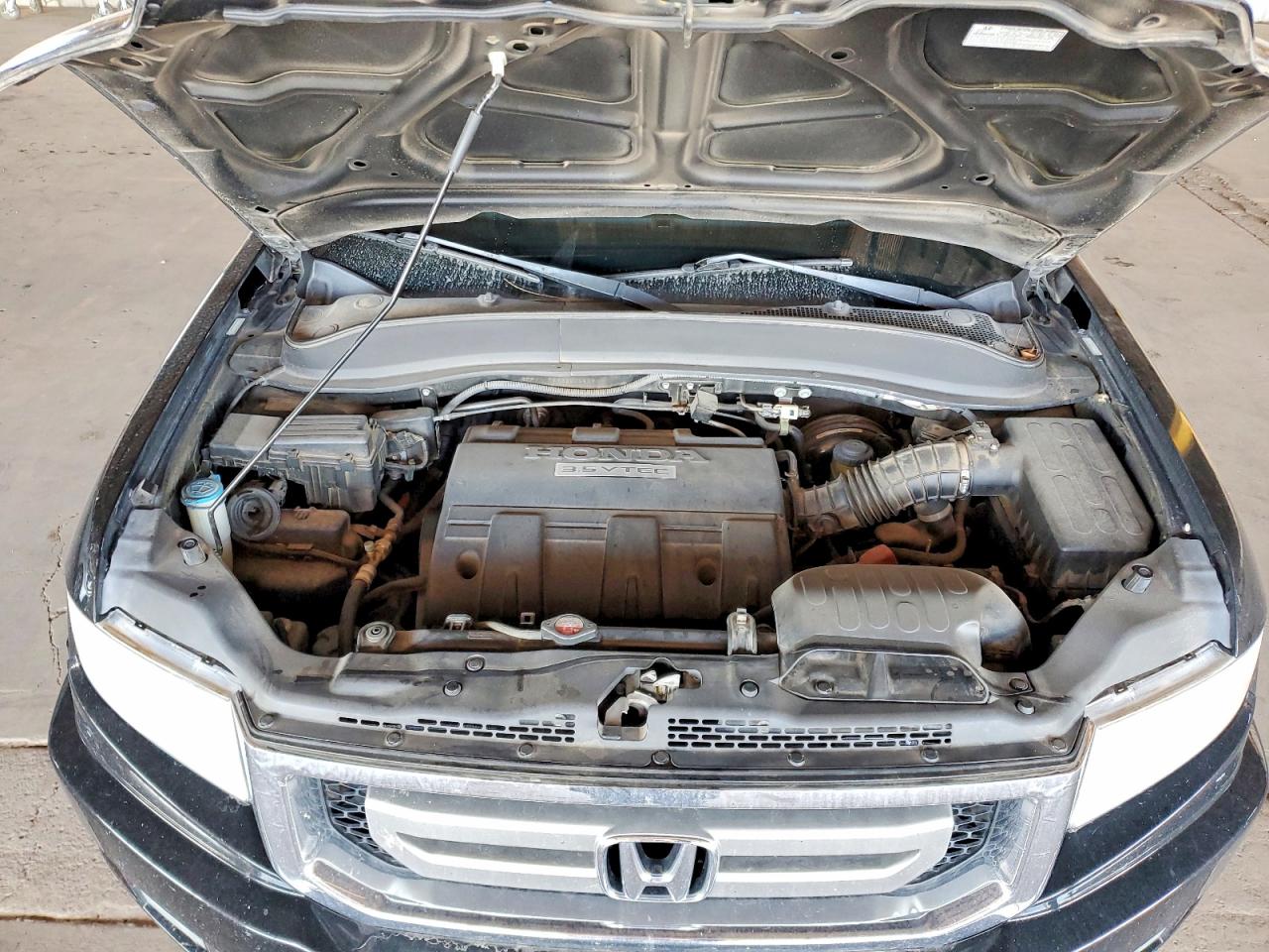 2011 HONDA RIDGELINE RTL photo 11