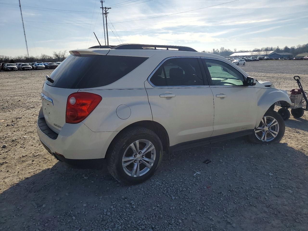 2015 CHEVROLET EQUINOX LT photo 3