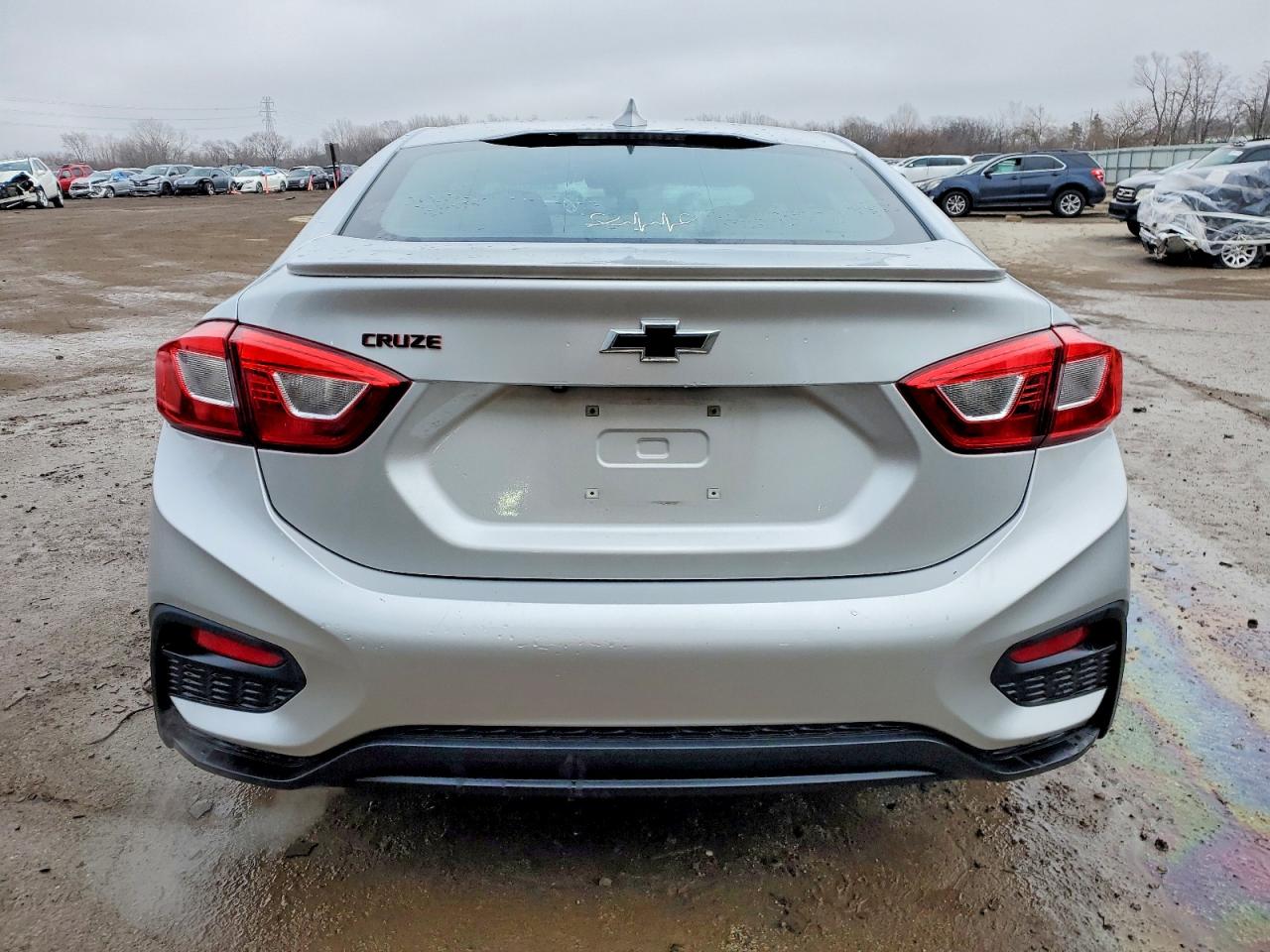 2017 CHEVROLET CRUZE LT photo 6