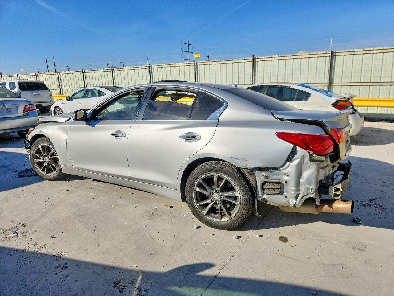 2015 INFINITI Q50 BASE photo 2
