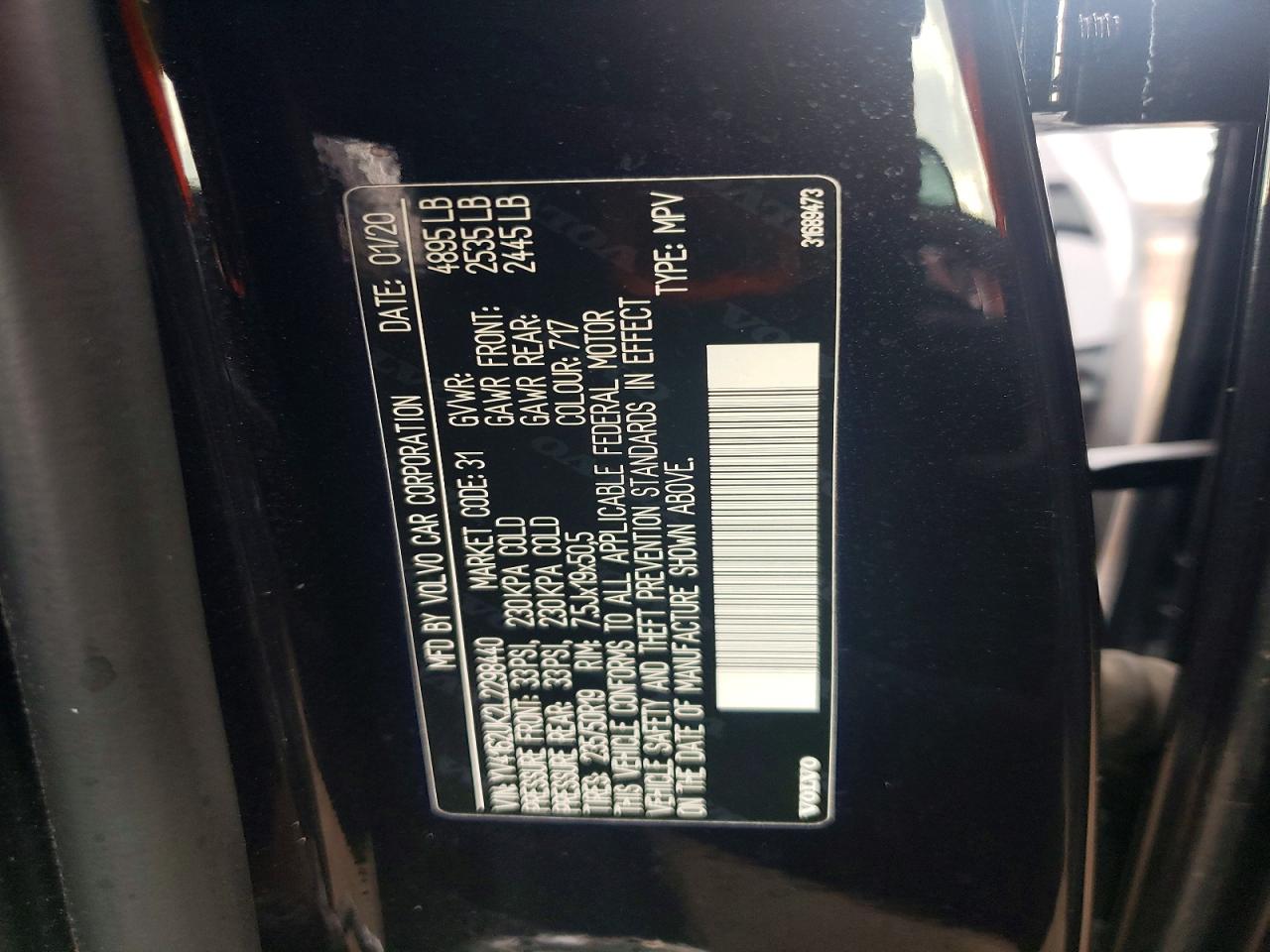 2020 VOLVO XC40 T5 MOMENTUM photo 13