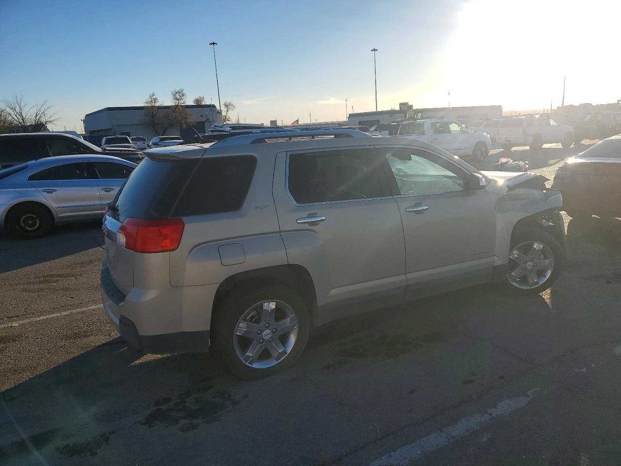 2012 GMC TERRAIN SLT photo 3