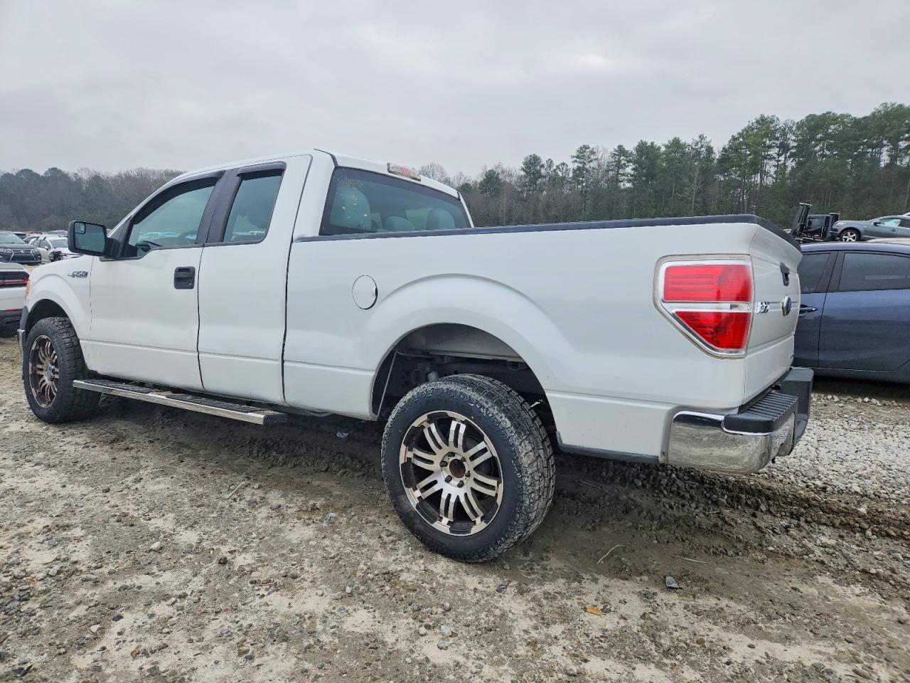 2011 FORD F150 SUPER CAB photo 2