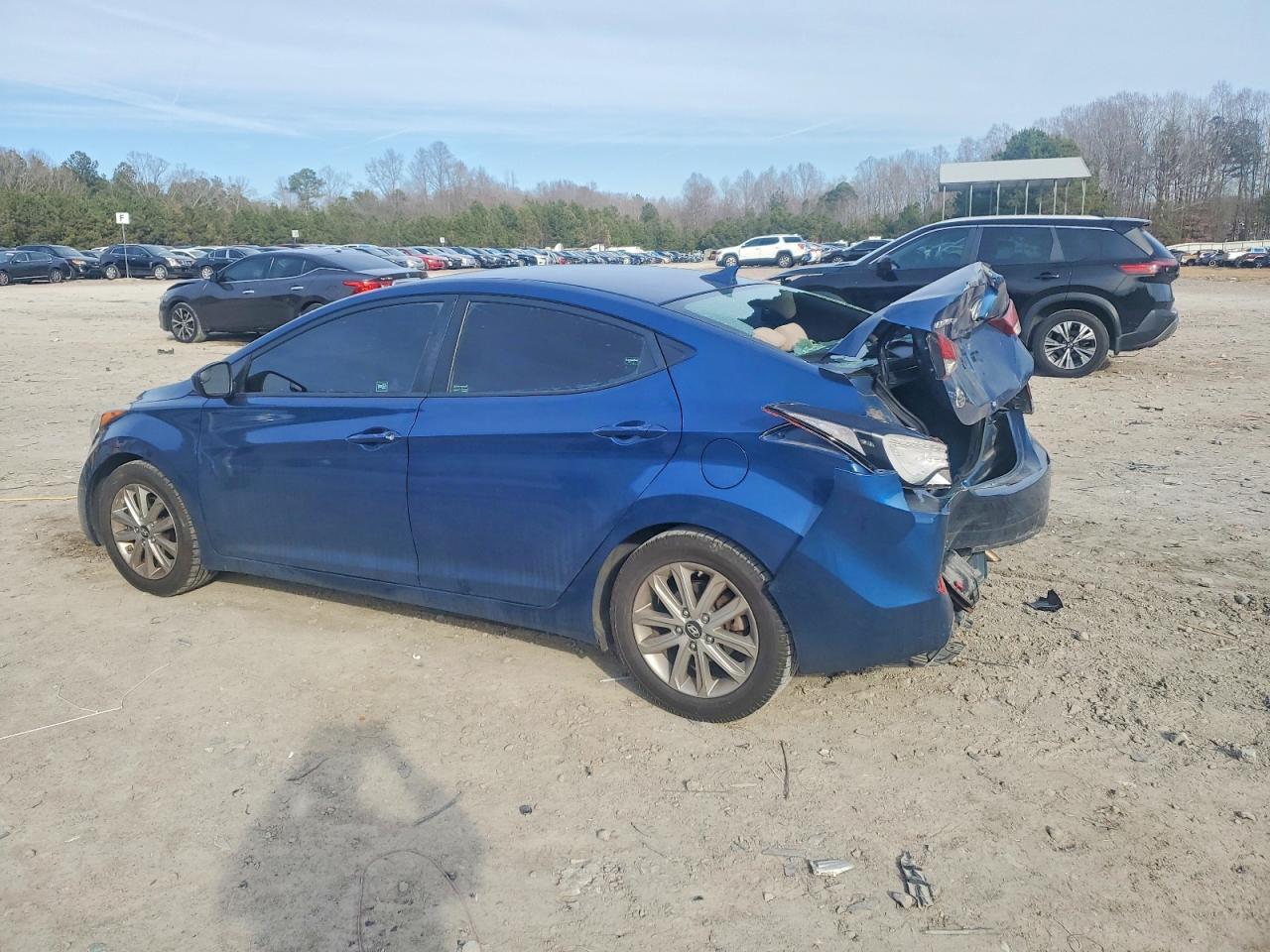 2015 HYUNDAI ELANTRA SE photo 2