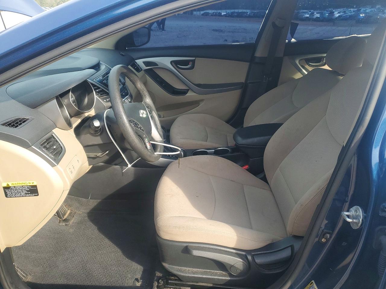 2015 HYUNDAI ELANTRA SE photo 7