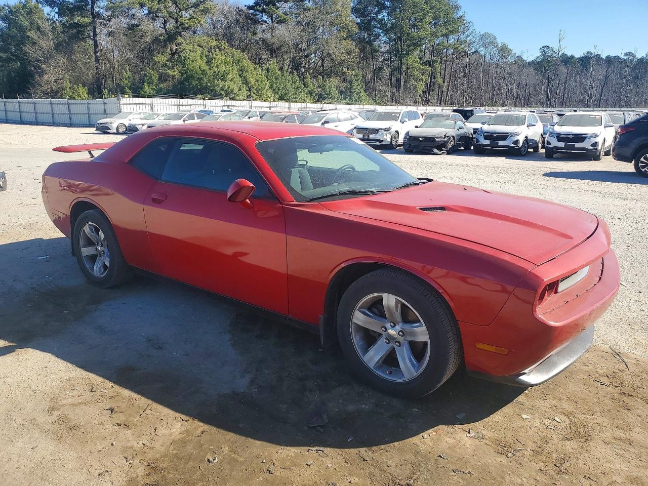 2012 DODGE CHALLENGER SXT photo 4