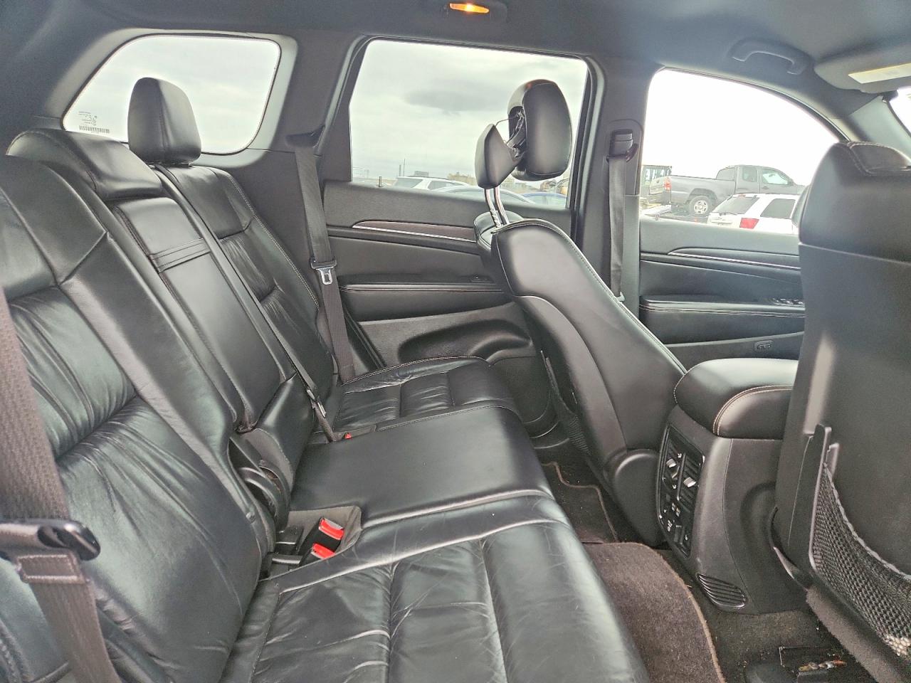 2015 JEEP GRAND CHEROKEE LIMITED photo 11