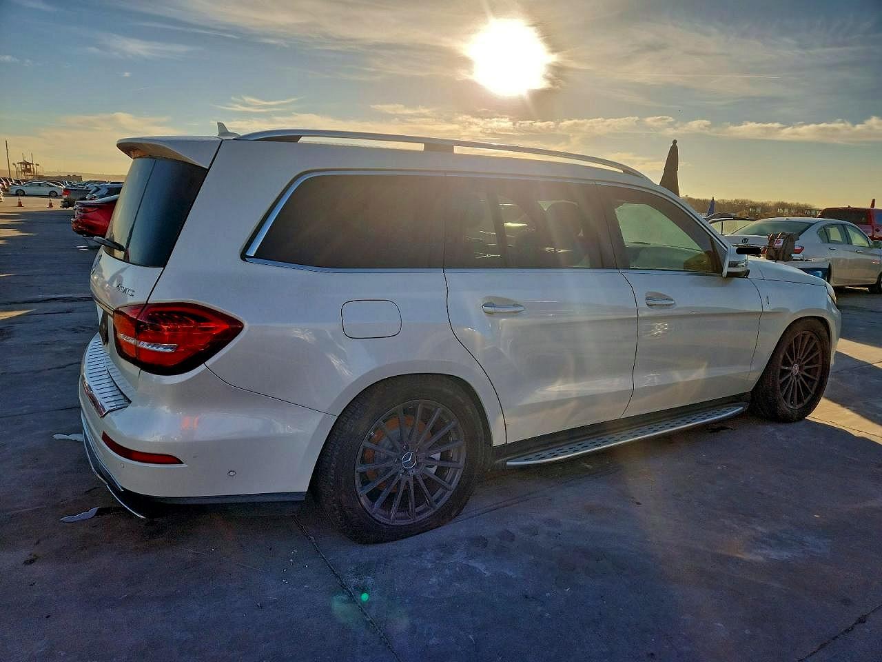 2017 MERCEDES-BENZ GLS 450 4MATIC photo 3