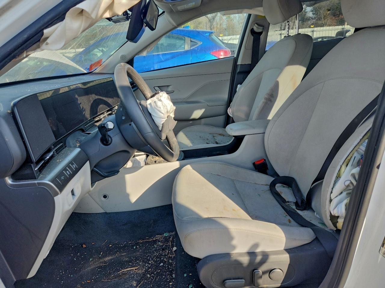2025 HYUNDAI KONA SEL photo 7