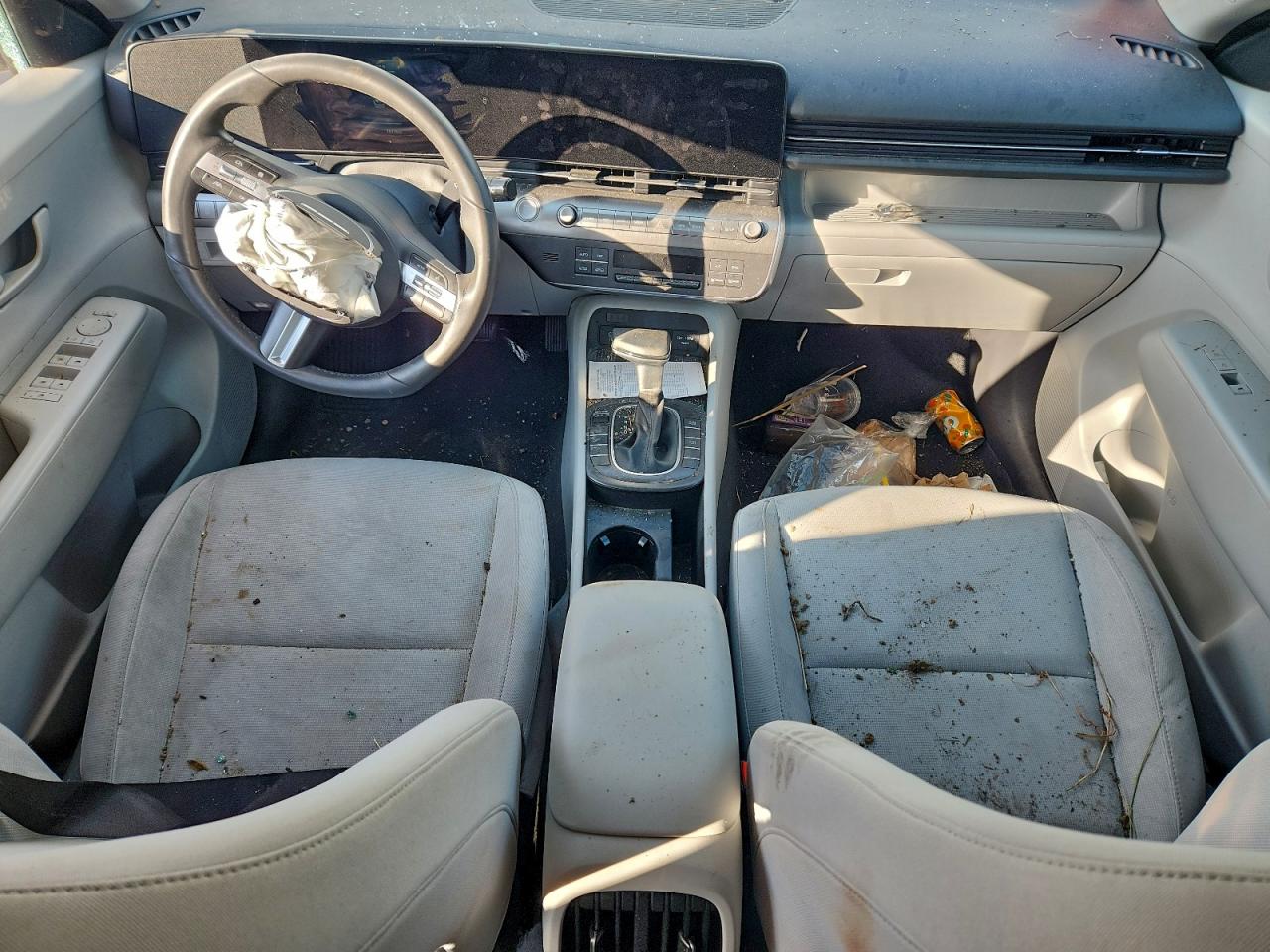2025 HYUNDAI KONA SEL photo 8