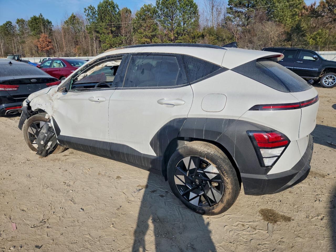 2025 HYUNDAI KONA SEL photo 2