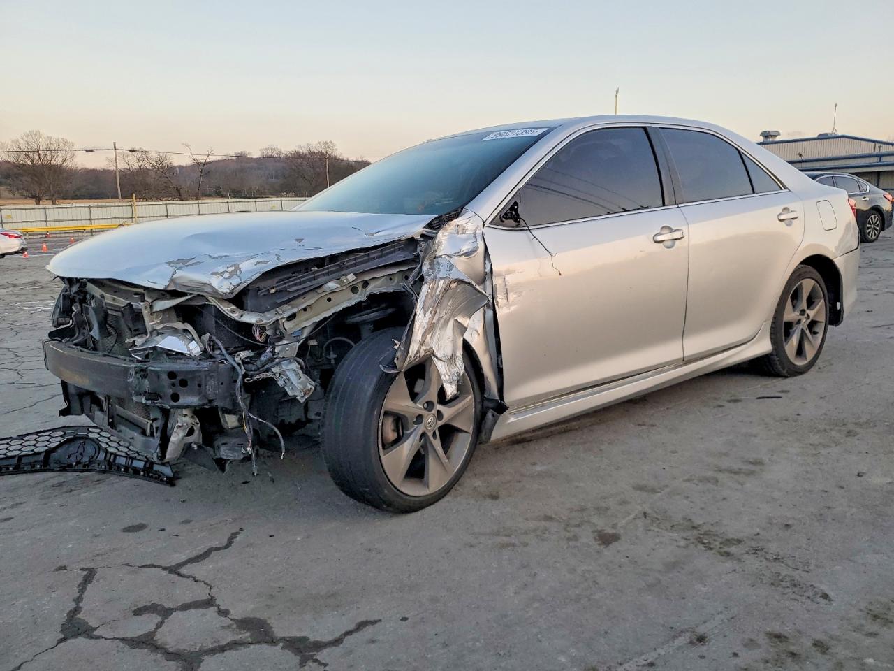 2014 TOYOTA CAMRY