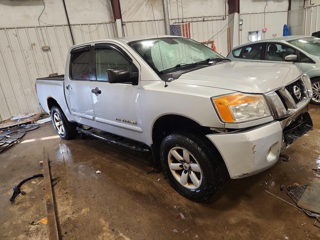 2010 NISSAN TITAN XE photo 4