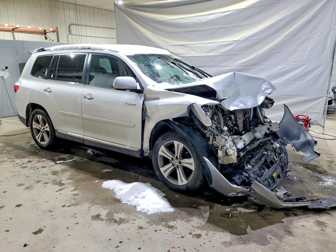 2011 TOYOTA HIGHLANDER LIMITED photo 4