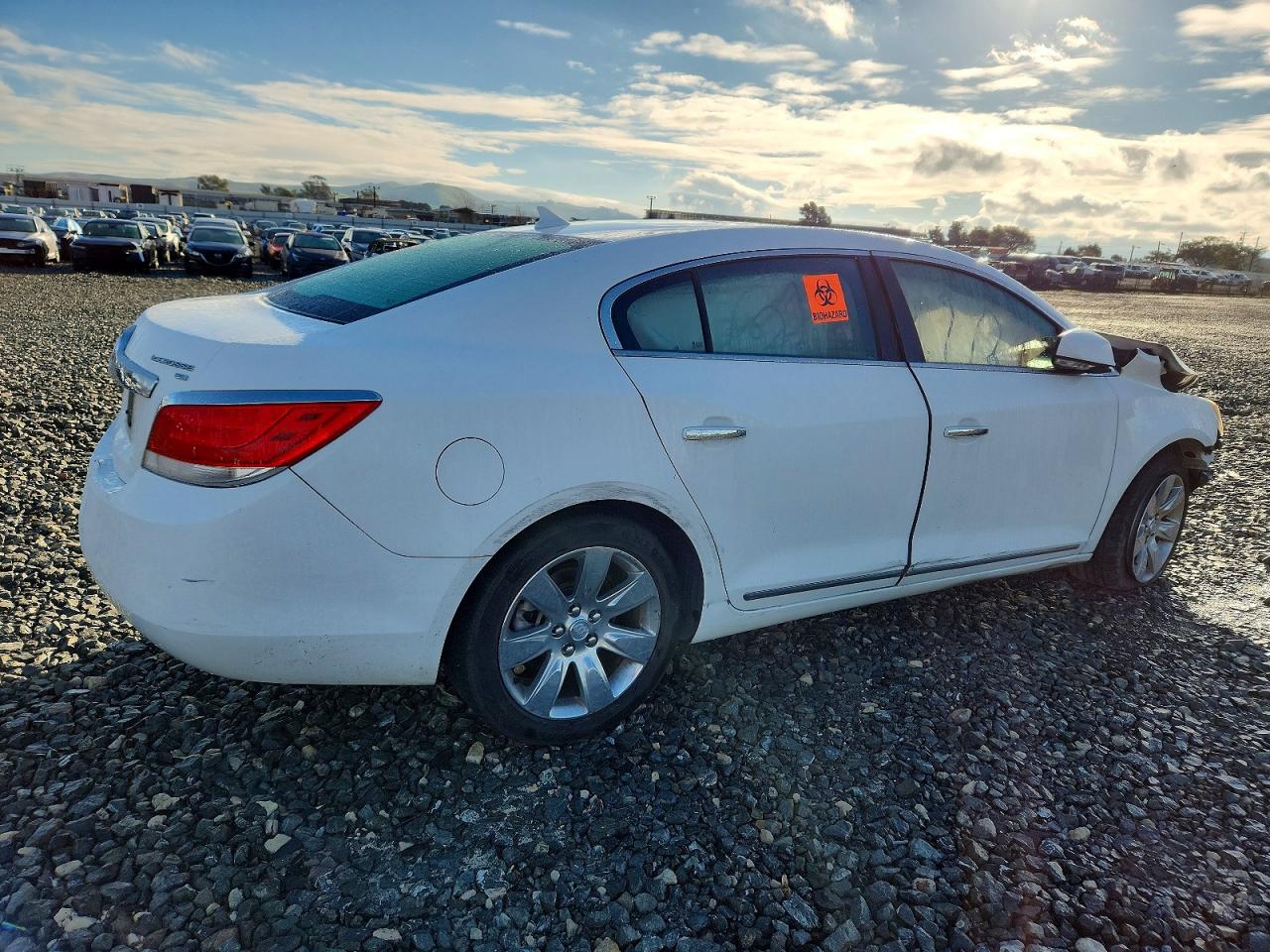 2011 BUICK LACROSSE CXL photo 3