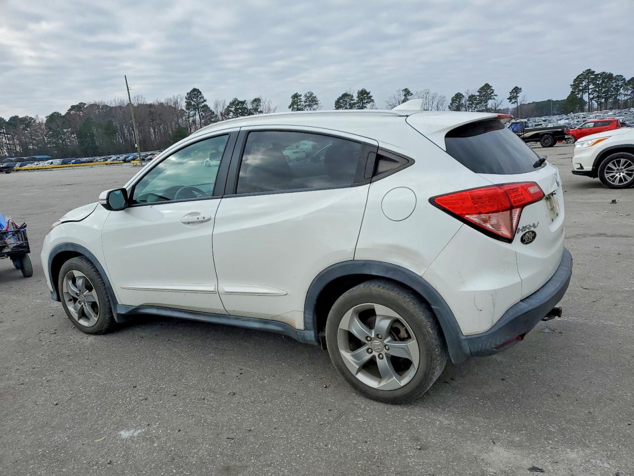 2016 HONDA HR-V EXL photo 2
