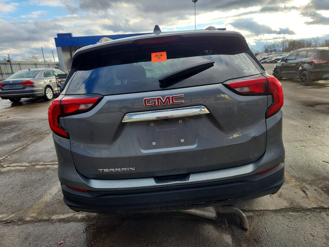 2020 GMC TERRAIN SLE photo 6