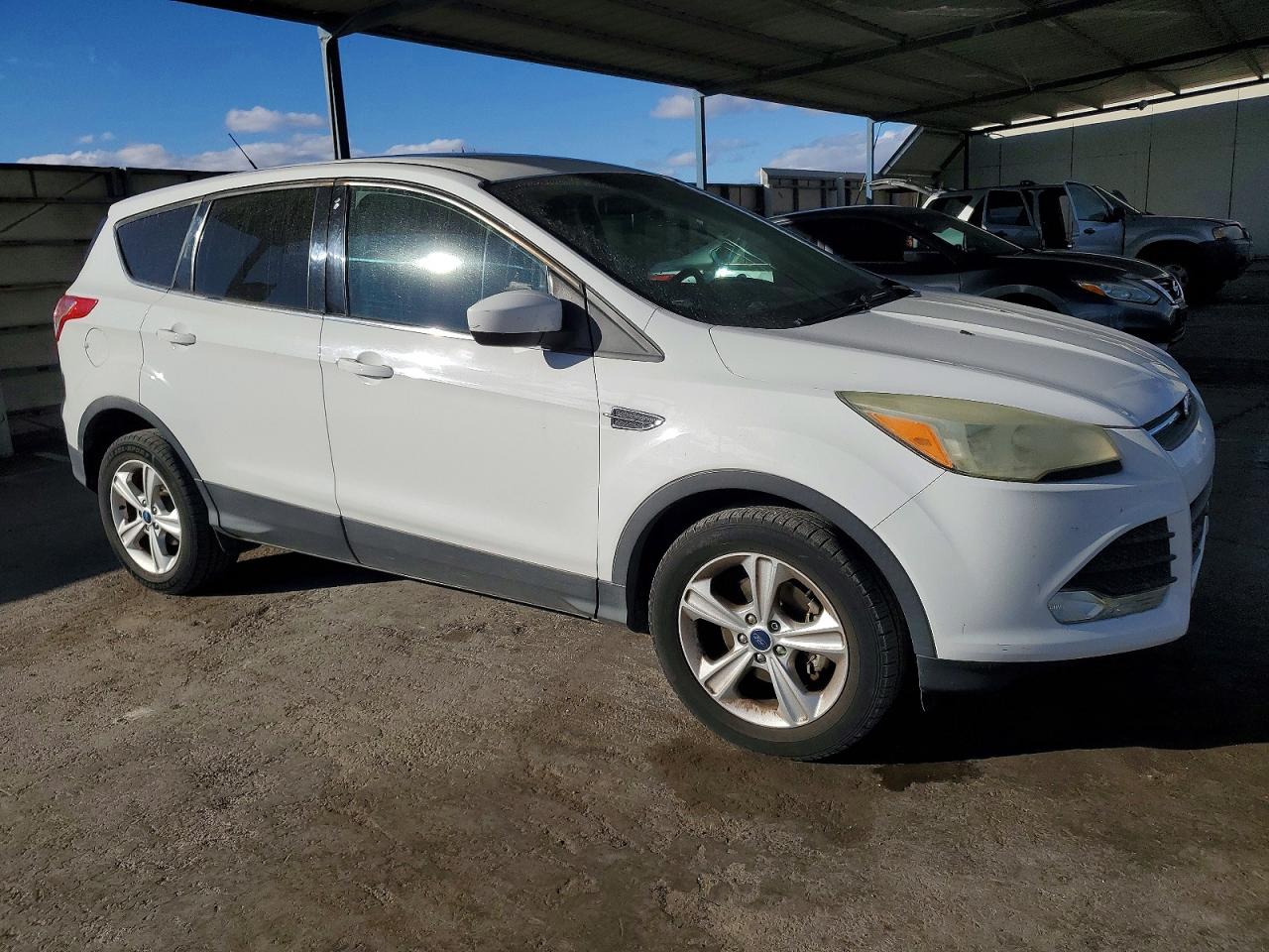2014 FORD ESCAPE SE photo 4