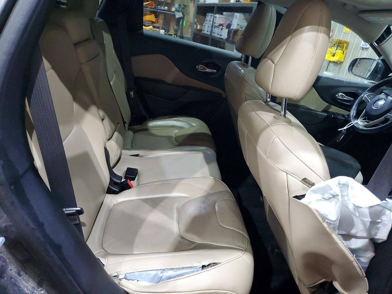 2015 JEEP CHEROKEE LIMITED photo 11