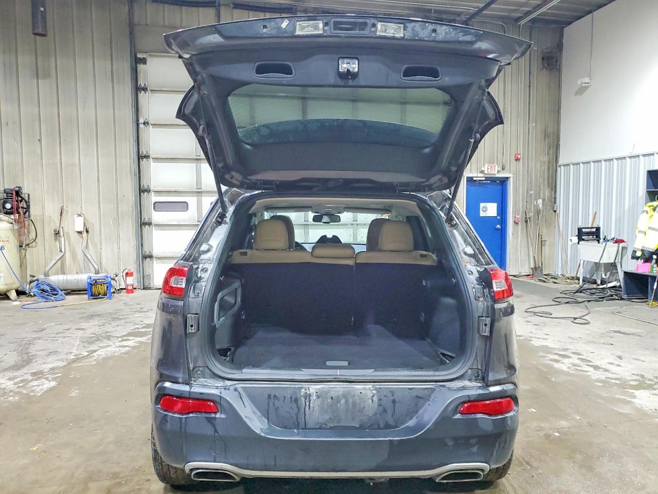 2015 JEEP CHEROKEE LIMITED photo 6