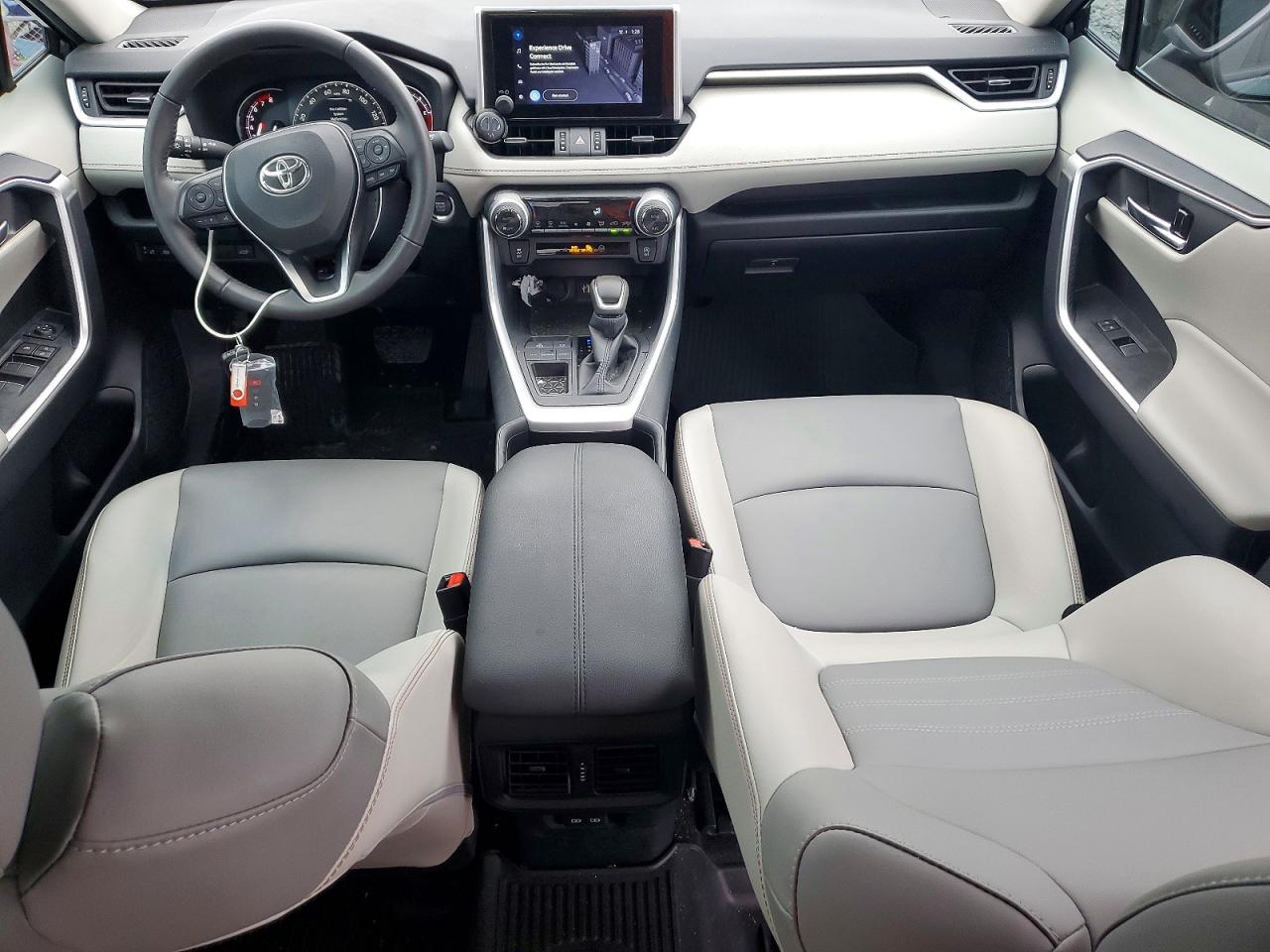2024 TOYOTA RAV4 XLE PREMIUM photo 8