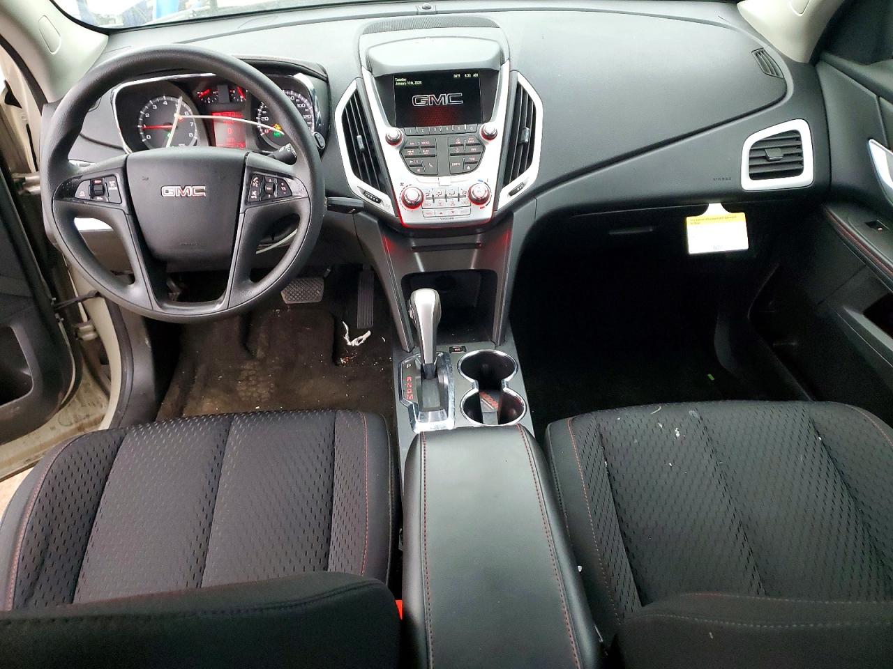 2015 GMC TERRAIN SLE photo 8