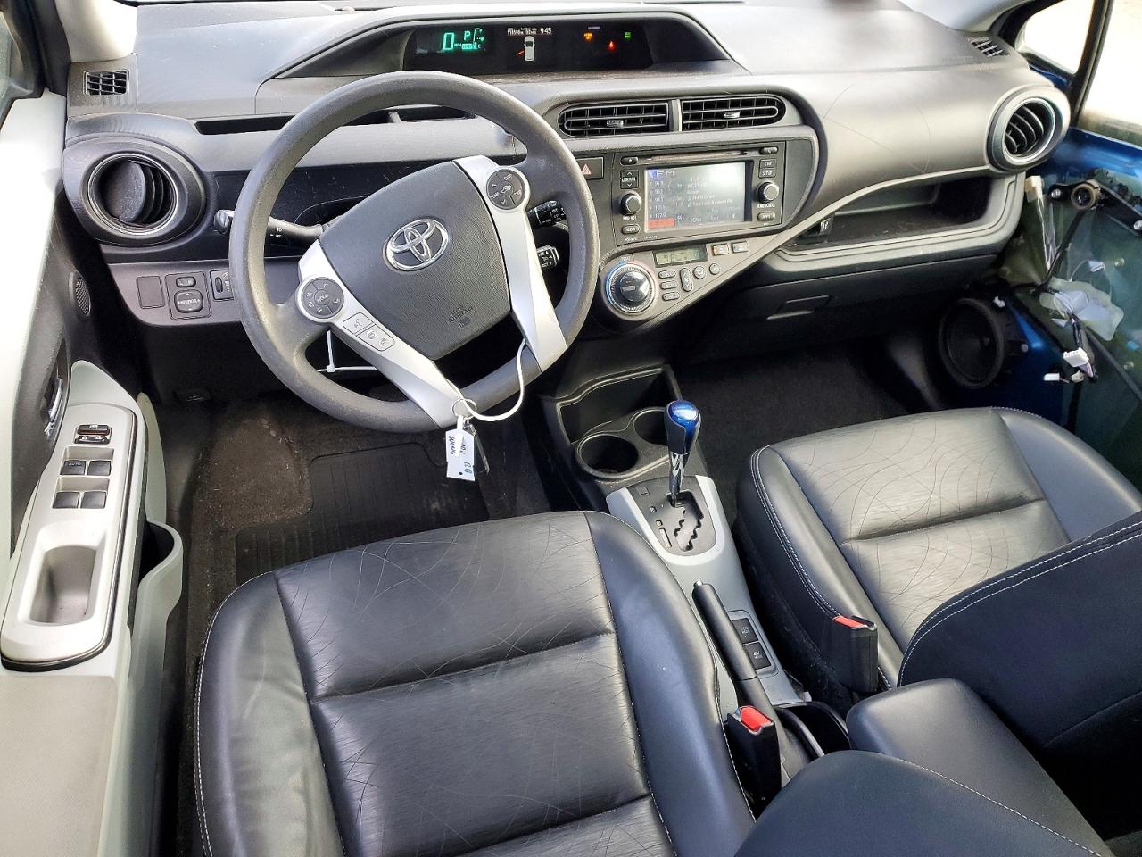 2012 TOYOTA PRIUS C FOUR photo 8