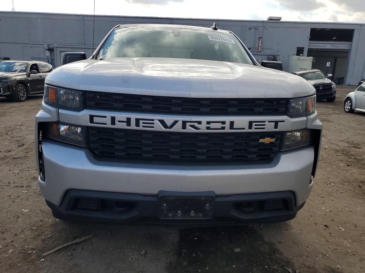 2020 CHEVROLET SILVERADO K1500 CUSTOM photo 5