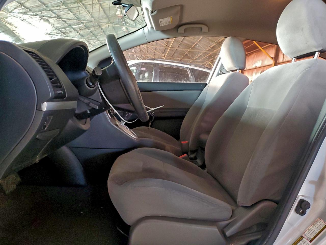 2010 NISSAN SENTRA 2.0 photo 7