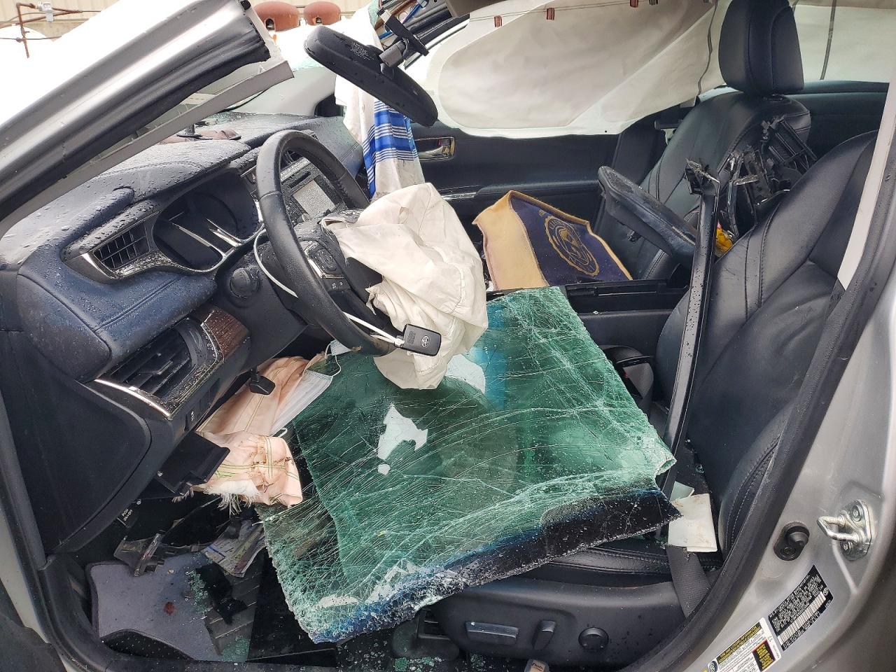 2013 TOYOTA AVALON BASE photo 13