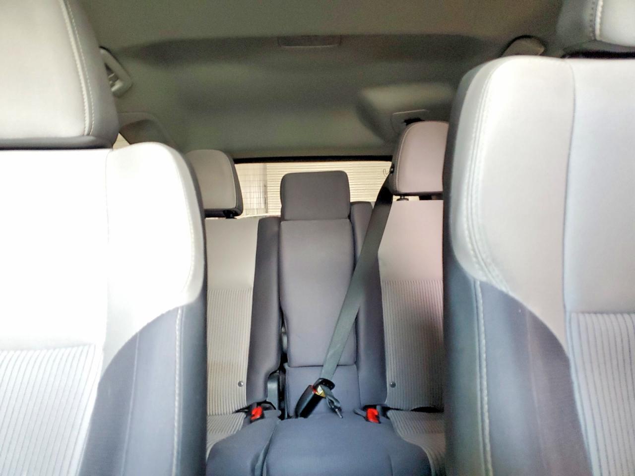 2013 TOYOTA RAV4 XLE photo 10
