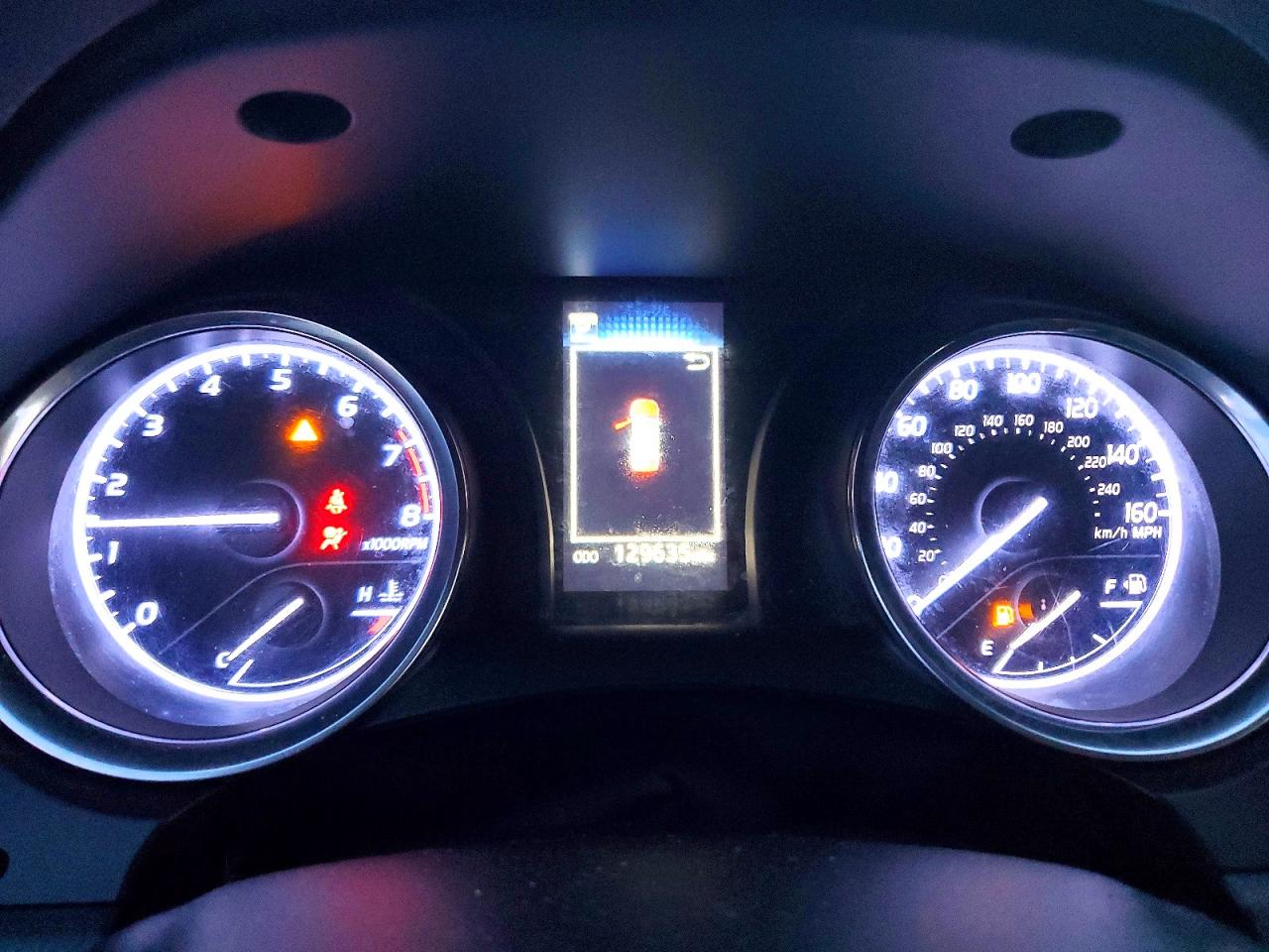 2019 TOYOTA CAMRY L photo 9