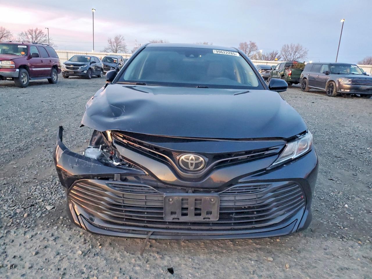 2019 TOYOTA CAMRY L photo 5