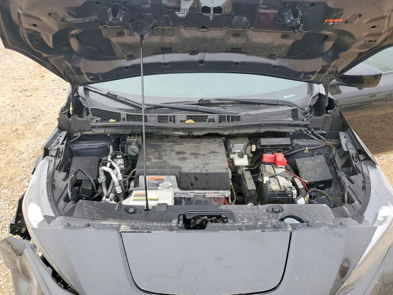 2022 NISSAN LEAF SV PLUS photo 11