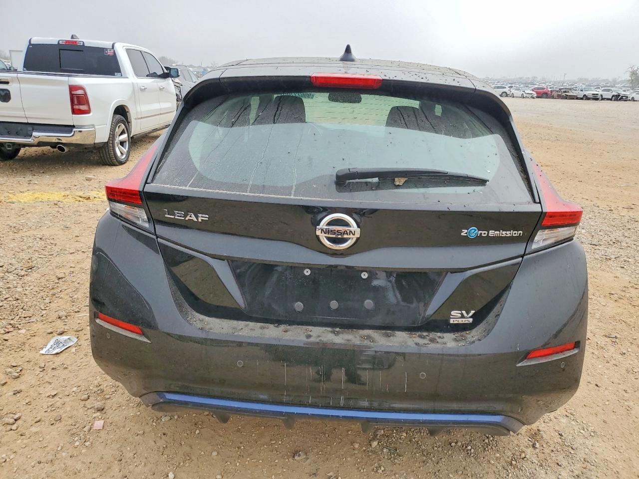 2022 NISSAN LEAF SV PLUS photo 6