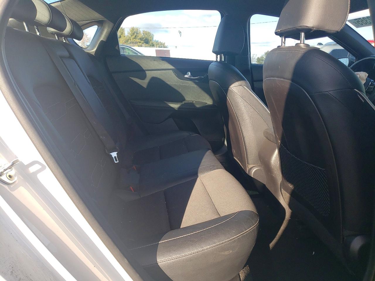 2021 KIA FORTE GT LINE photo 10