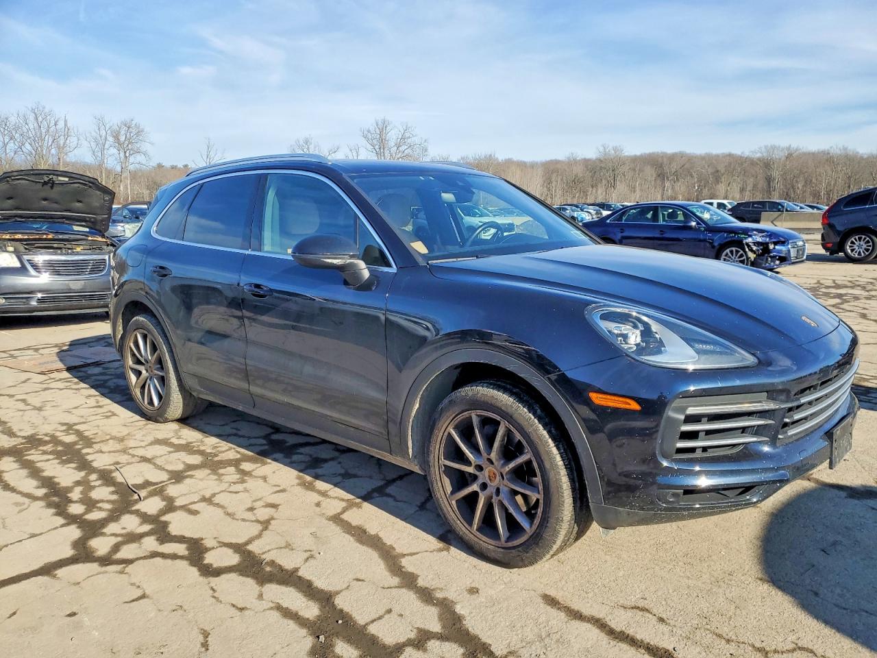 2019 PORSCHE CAYENNE photo 4