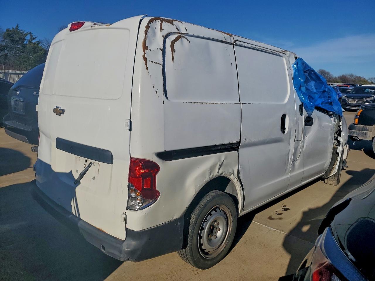 2015 CHEVROLET CITY EXPRESS LS photo 3