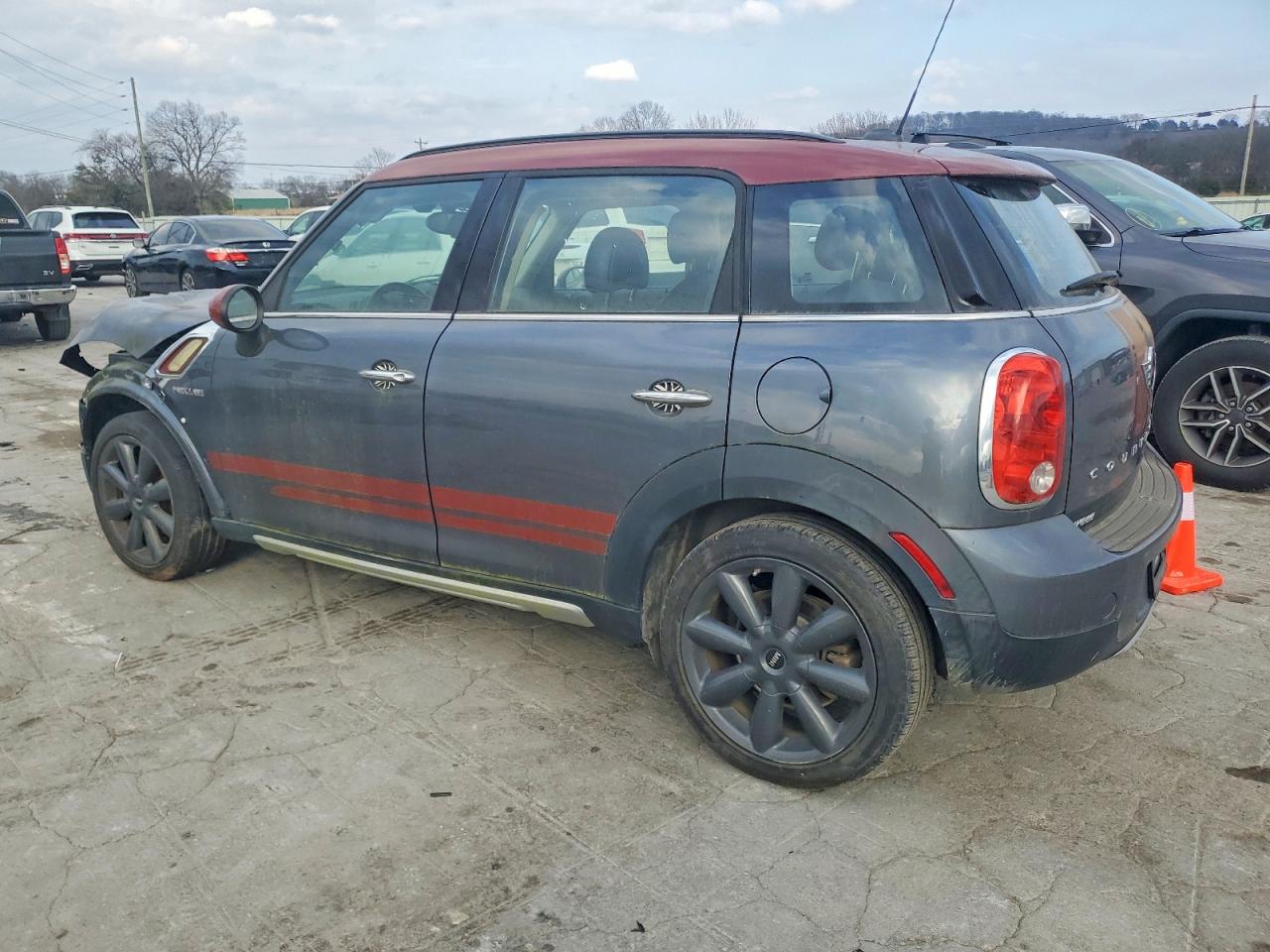 2016 MINI COOPER COUNTRYMAN photo 2