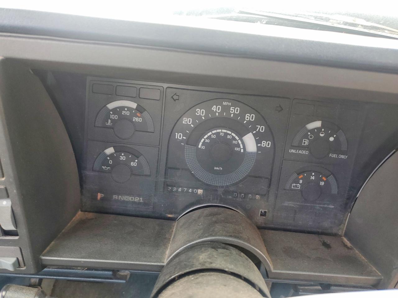 1990 CHEVROLET GMT-400 C1500 photo 9