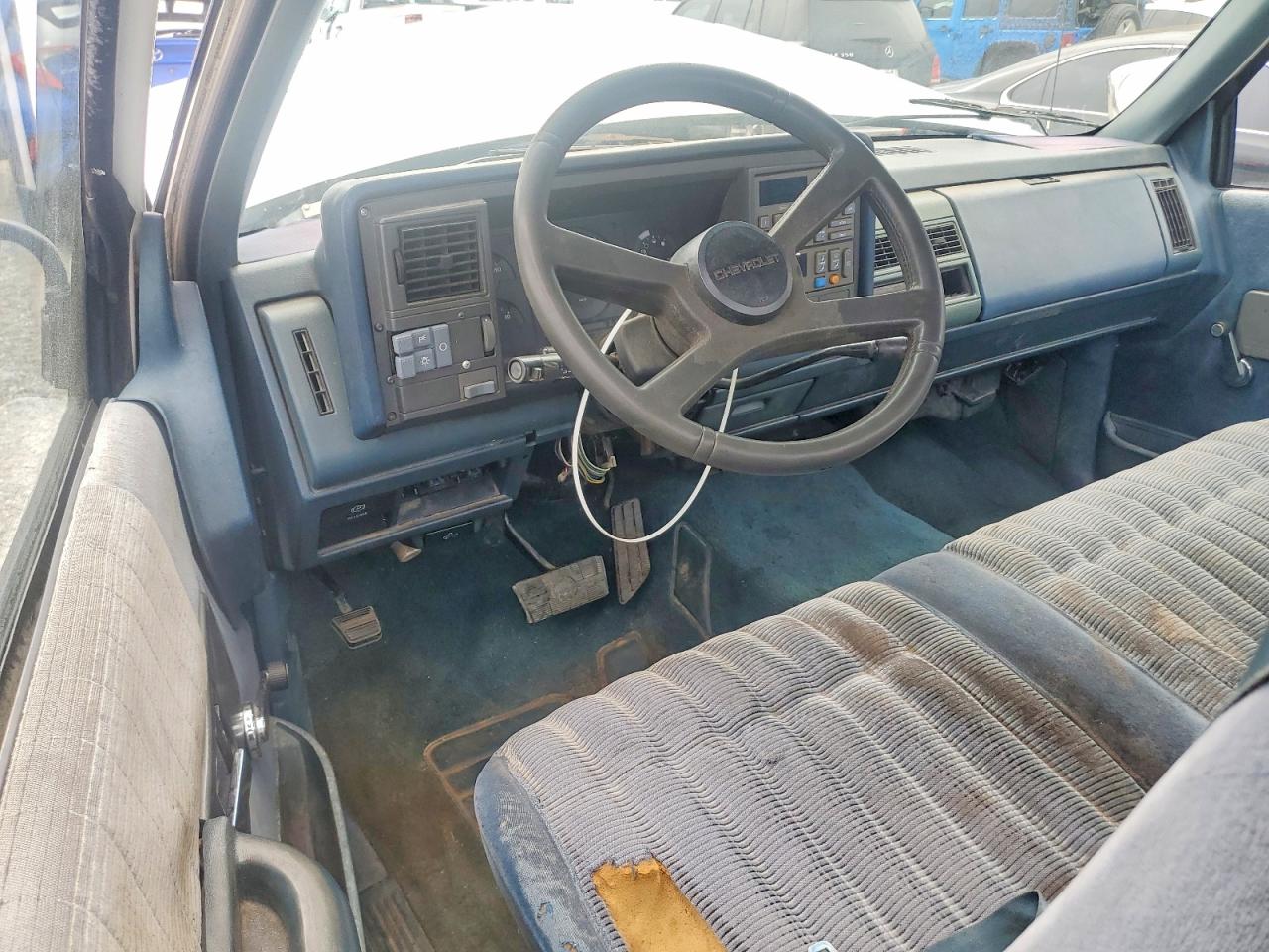 1990 CHEVROLET GMT-400 C1500 photo 8