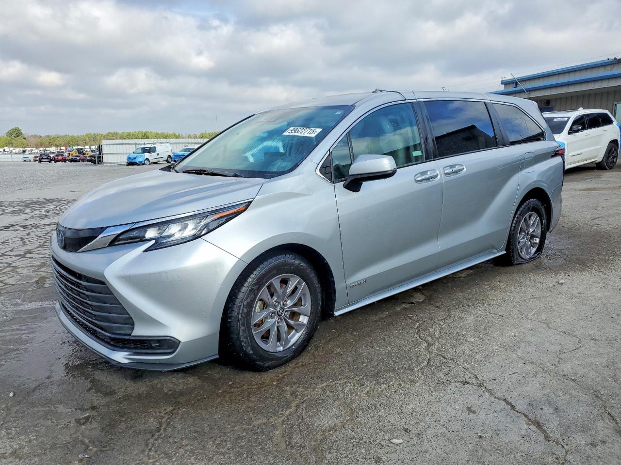 2021 TOYOTA SIENNA