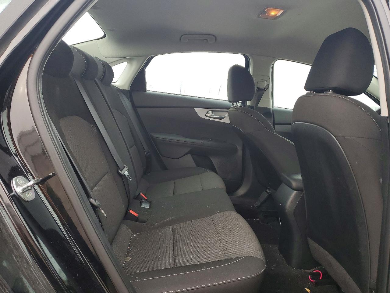 2023 KIA FORTE LX photo 10